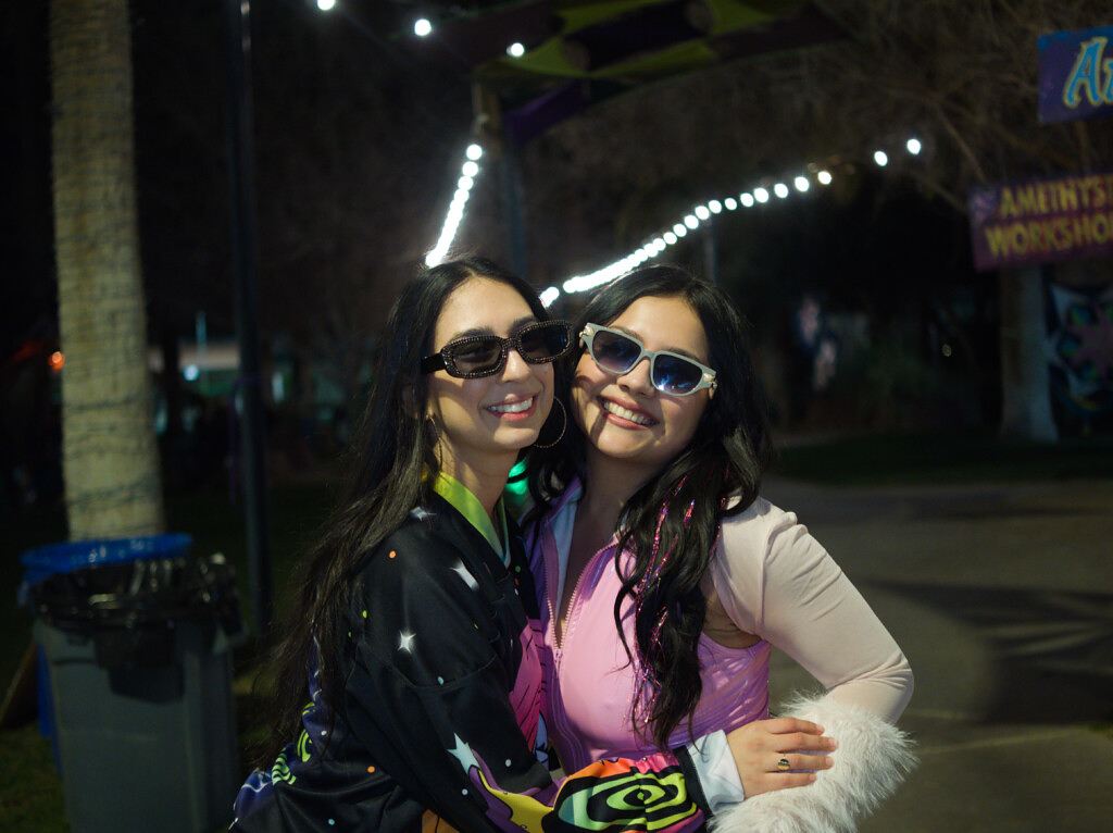 p2070201 Every festival has its own personality. Some feel like massive productions with tight schedules and VIP ropes. Others feel more like a gathering that grew organically out of a certain kind of crowd. Gem & Jam lands firmly in that second category.